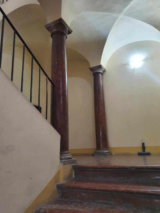 Casa Monviso Le Fuoriserie Palermo Exterior foto